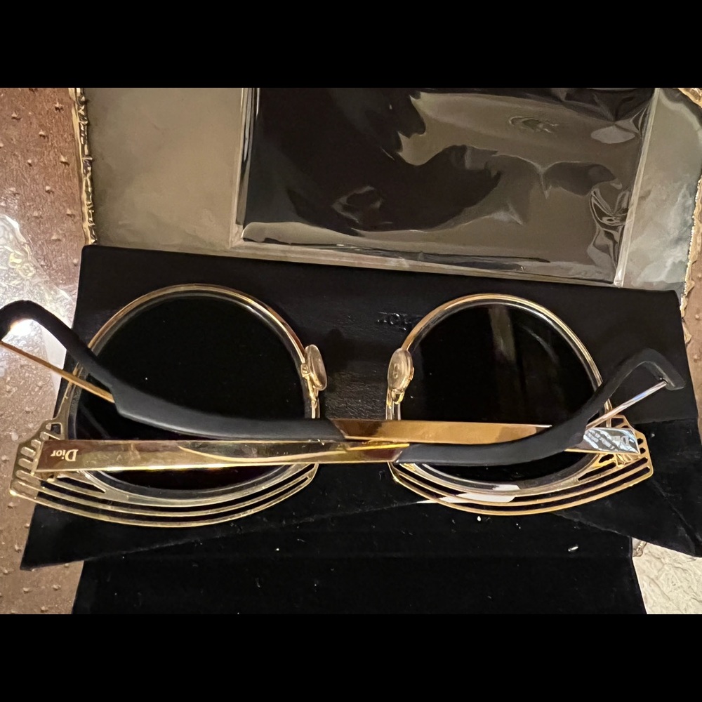 Dior Women's DIORENIGME 51mm Sunglasses
NWT/NEW - Picture 9 of 11